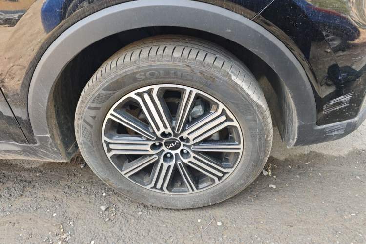 Used Kia Sportage R 2021 Ace 2.0L Splendid Edition Right Front Wheel Hub