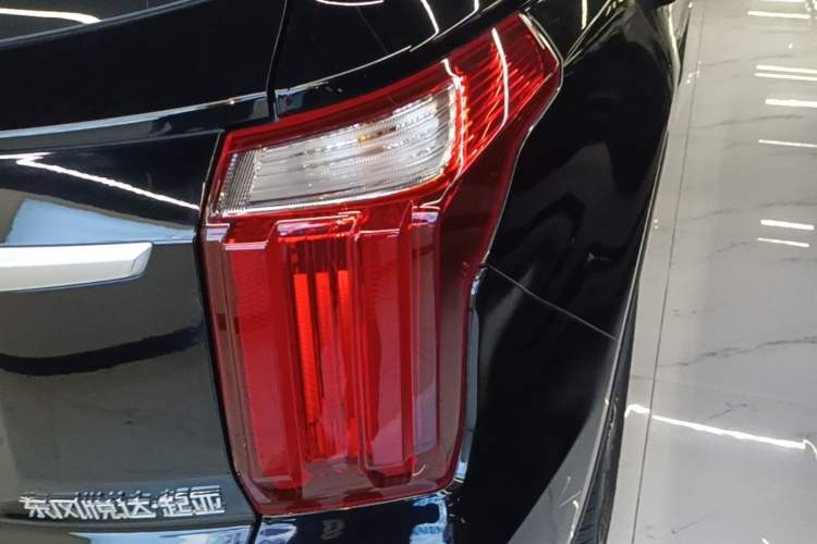 Used Kia Sportage R 2021 Ace 2.0L Splendid Edition Right Rear Taillight