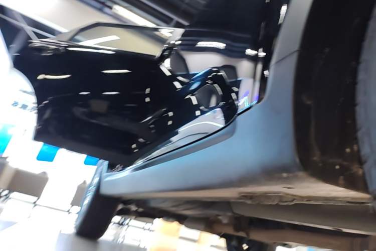 Used Kia Sportage R 2021 Ace 2.0L Splendid Edition Right Side Sill