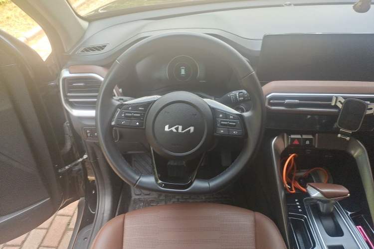 Used Kia Sportage R 2021 Ace 2.0L Splendid Edition Steering Wheel
