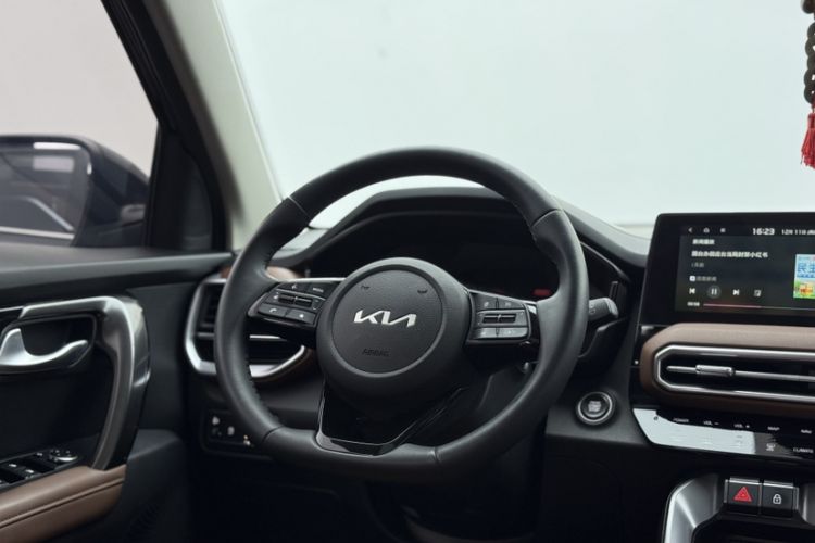 Used Kia Sportage R 2021 Ace 2.0L Splendid Edition Steering Wheel