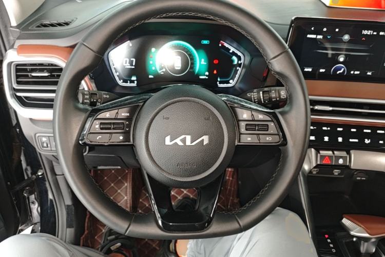 Used Kia Sportage R 2021 Ace 2.0L Splendid Edition Steering Wheel