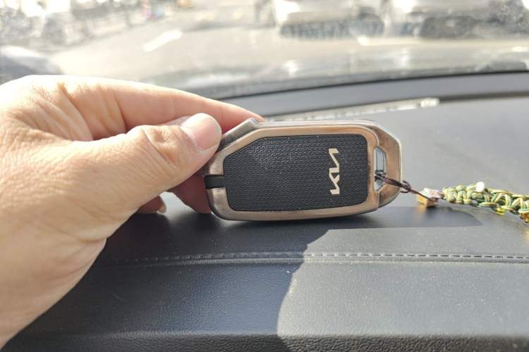 Used Kia Sportage R 2021 Ace 2.0L Splendid Edition Vehicle Key