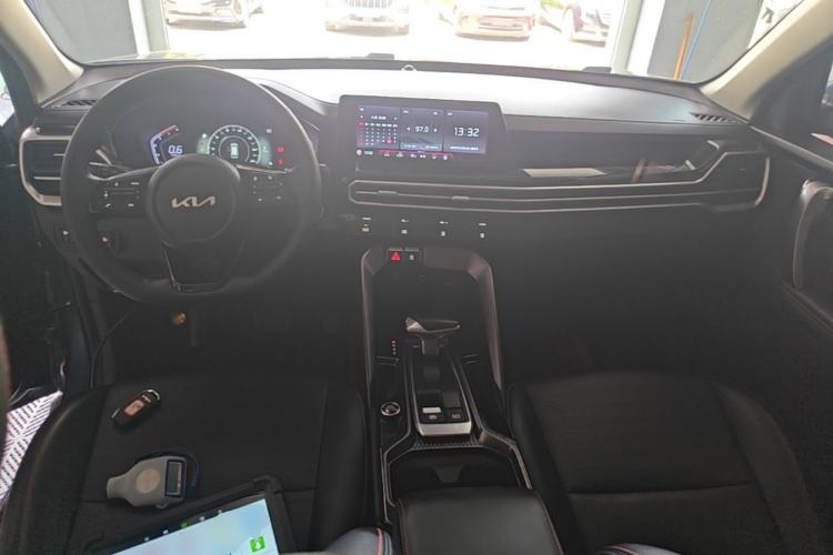 Used Kia Sportage R 2021 Ace 2.0L Challenge Edition Center Console