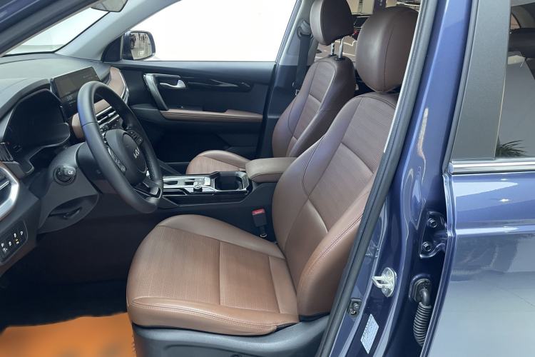 Used Kia Sportage R 2021 Ace 2.0L Splendid Edition Interior 2
