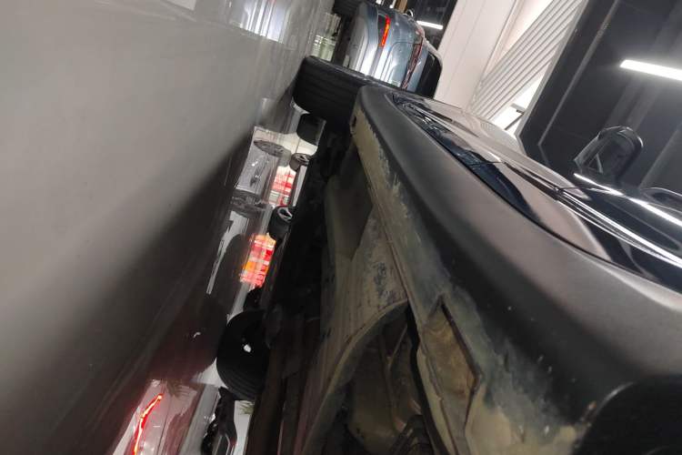 Used Kia Sportage R 2021 Ace 2.0L Splendid Edition Left Side Sill