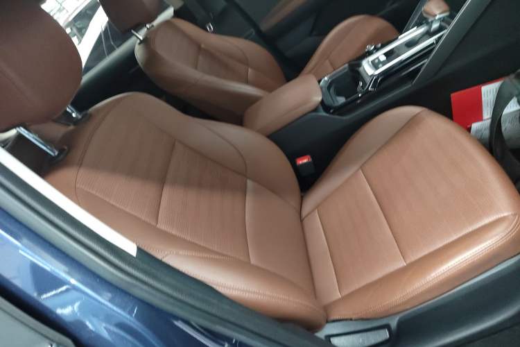 Used Kia Sportage R 2021 Ace 2.0L Splendid Edition Right Front Seat