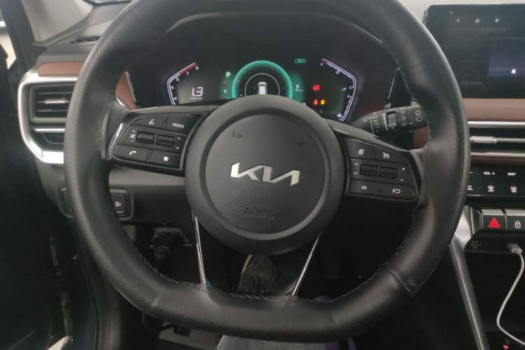 Used Kia Sportage R 2021 Ace 2.0L Splendid Edition Steering Wheel