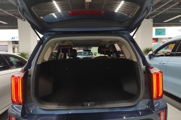 Used Kia Sportage R 2021 Ace 2.0L Splendid Edition Trunk
