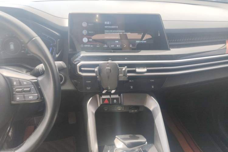 Used Kia Sportage R 2021 Ace 2.0L Challenge Edition Audio And AC Panel