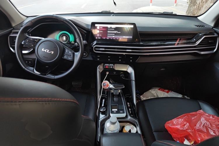 Used Kia Sportage R 2021 Ace 2.0L Challenge Edition Center Console