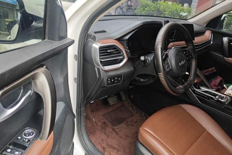 Used Kia Sportage R 2021 Ace 2.0L Splendid Edition Driver Seat