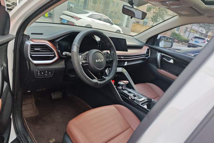Used Kia Sportage R 2021 Ace 2.0L Splendid Edition Driver Seat