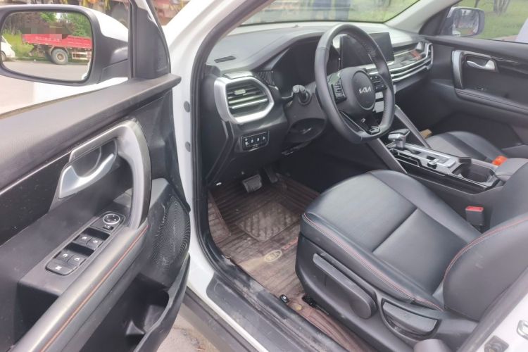 Used Kia Sportage R 2021 Ace 2.0L Challenge Edition Driver Seat
