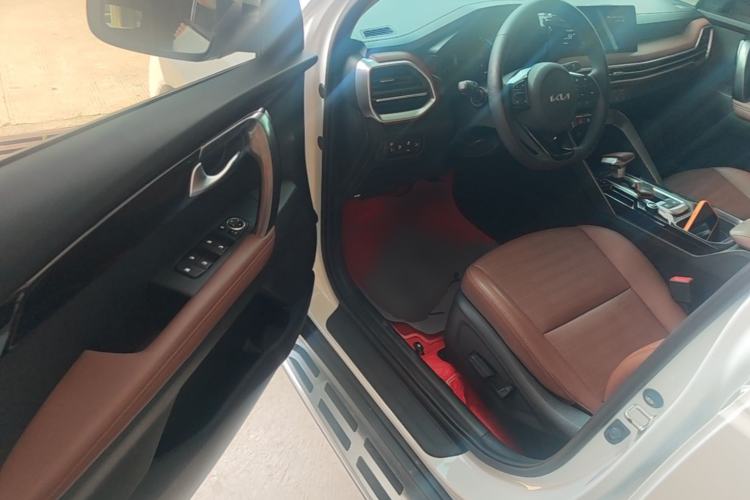 Used Kia Sportage R 2021 Ace 2.0L Splendid Edition Driver Seat