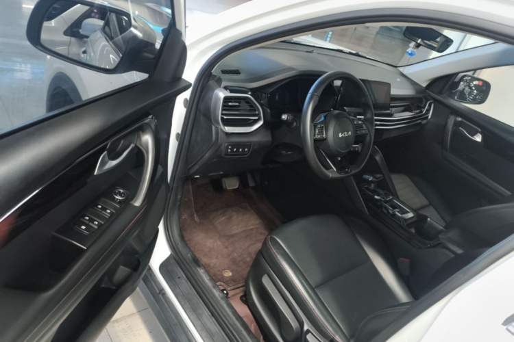 Used Kia Sportage R 2021 Ace 2.0L Challenge Edition Driver Seat