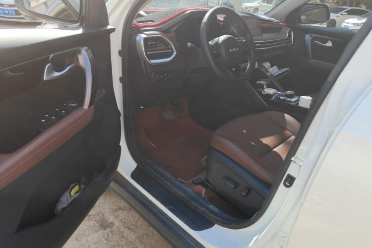 Used Kia Sportage R 2021 Ace 2.0L Splendid Edition Driver Seat