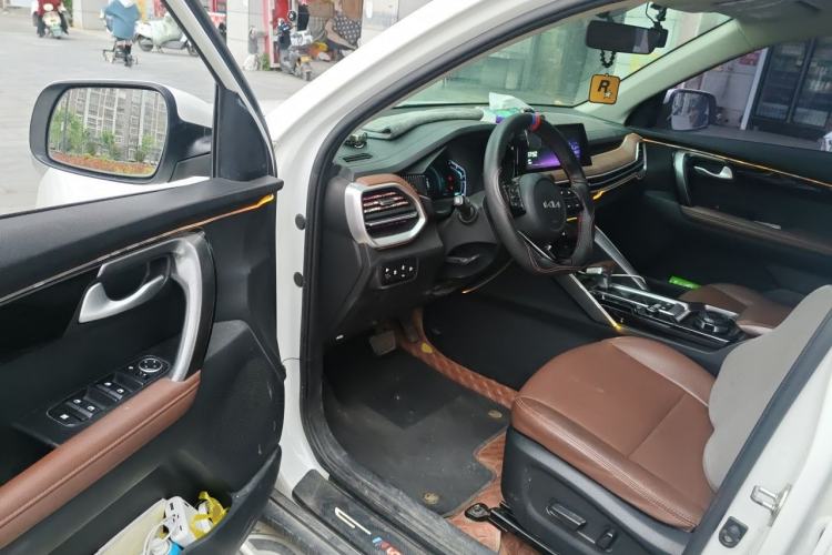 Used Kia Sportage R 2021 Ace 2.0L Splendid Edition Driver Seat