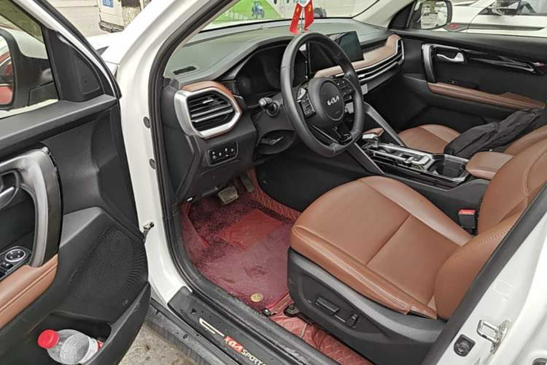 Used Kia Sportage R 2021 Ace 2.0L Splendid Edition Driver Seat