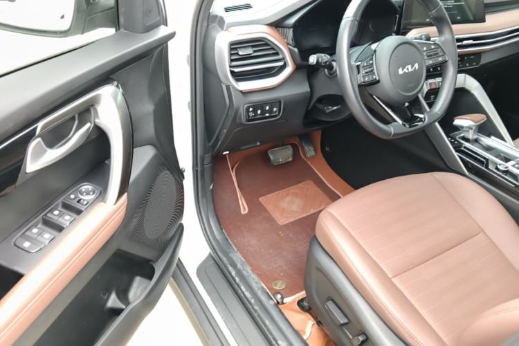 Used Kia Sportage R 2021 Ace 2.0L Splendid Edition Driver Seat