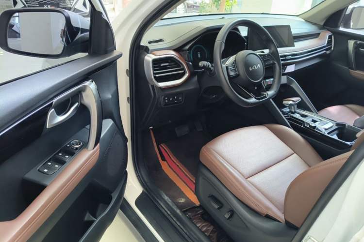 Used Kia Sportage R 2021 Ace 2.0L Splendid Edition Driver Seat