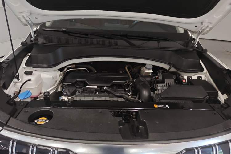 Used Kia Sportage R 2021 Ace 2.0L Splendid Edition Engine Bay
