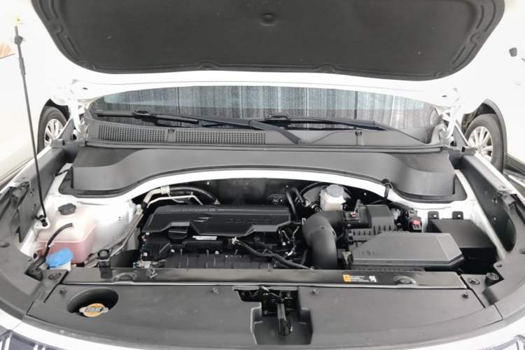 Used Kia Sportage R 2021 Ace 2.0L Splendid Edition Engine Bay