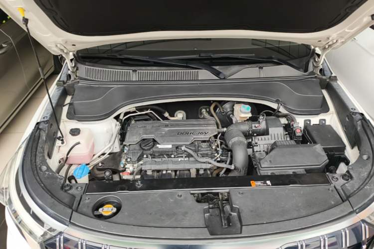 Used Kia Sportage R 2021 Ace 2.0L Splendid Edition Engine Bay