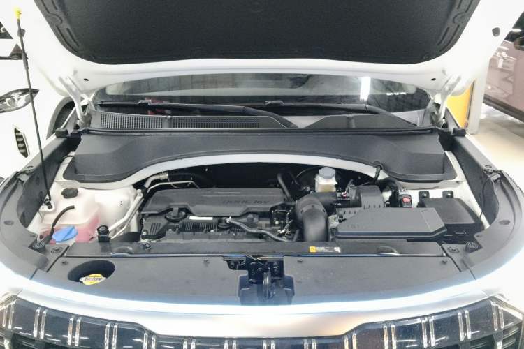 Used Kia Sportage R 2021 Ace 2.0L Splendid Edition Engine Bay