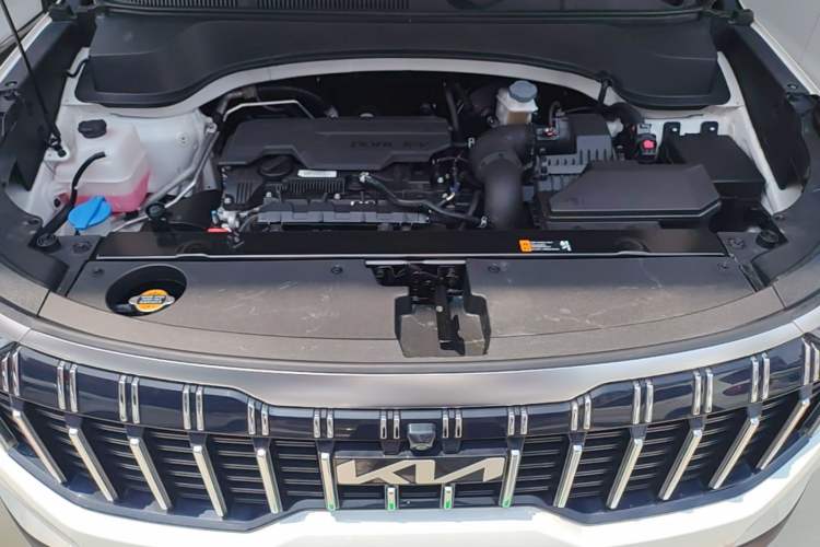 Used Kia Sportage R 2021 Ace 2.0L Splendid Edition Engine Bay