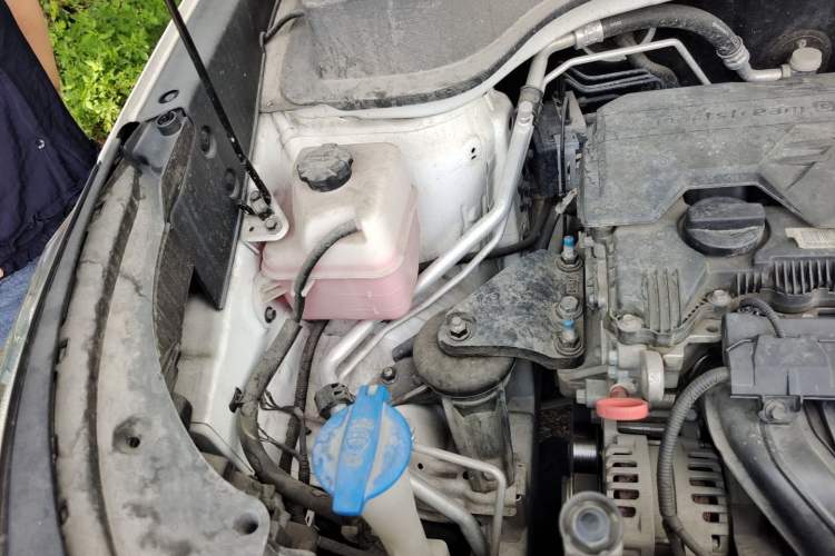 Used Kia Sportage R 2021 Ace 2.0L Splendid Edition Engine Bay Right