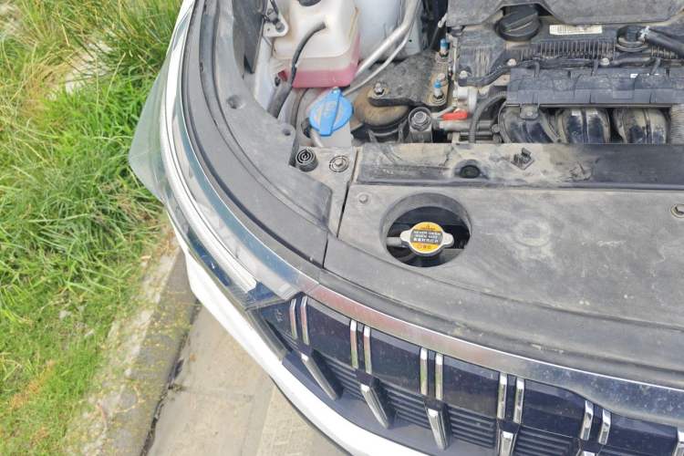Used Kia Sportage R 2021 Ace 2.0L Splendid Edition Engine Bay Right