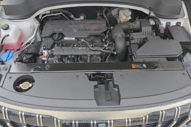Used Kia Sportage R 2021 Ace 2.0L Splendid Edition Engine Bay