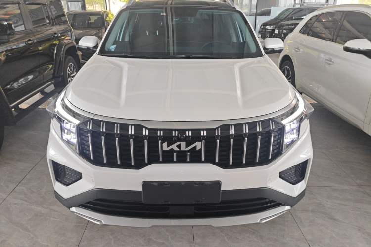 Used Kia Sportage R 2021 Ace 2.0L Splendid Edition Exterior 1