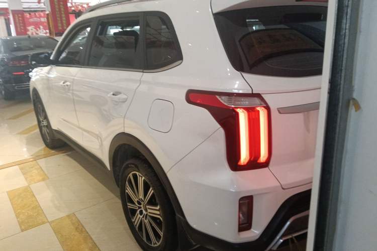 Used Kia Sportage R 2021 Ace 2.0L Splendid Edition Exterior 3