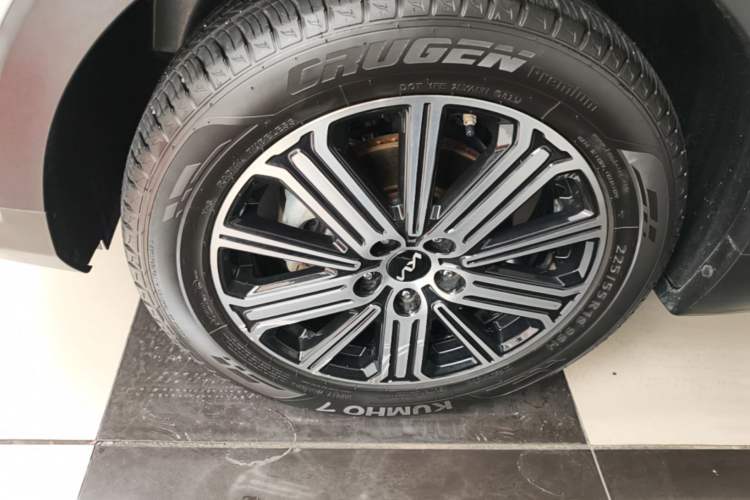 Used Kia Sportage R 2021 Ace 2.0L Splendid Edition Exterior 4