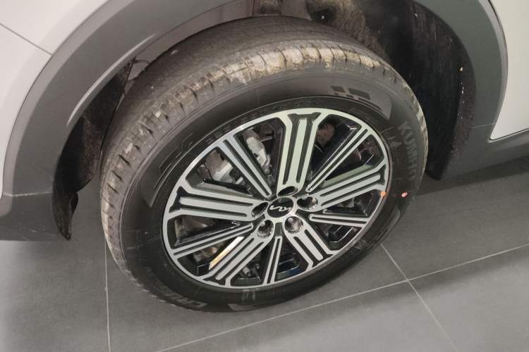 Used Kia Sportage R 2021 Ace 2.0L Splendid Edition Exterior 5