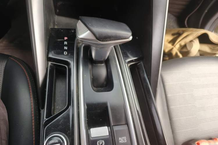 Used Kia Sportage R 2021 Ace 2.0L Challenge Edition Gear Lever