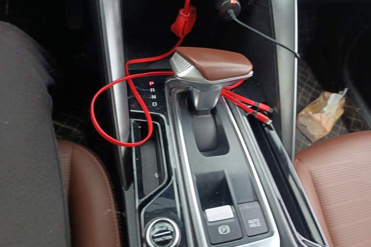 Used Kia Sportage R 2021 Ace 2.0L Splendid Edition Gear Lever