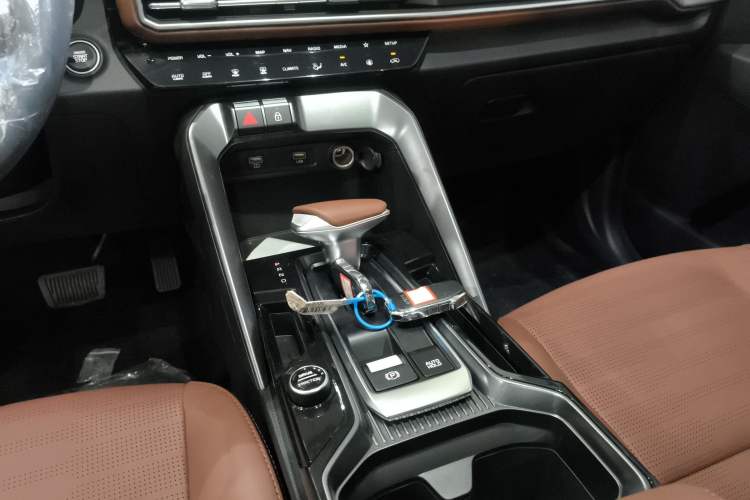 Used Kia Sportage R 2021 Ace 2.0L Splendid Edition Gear Lever