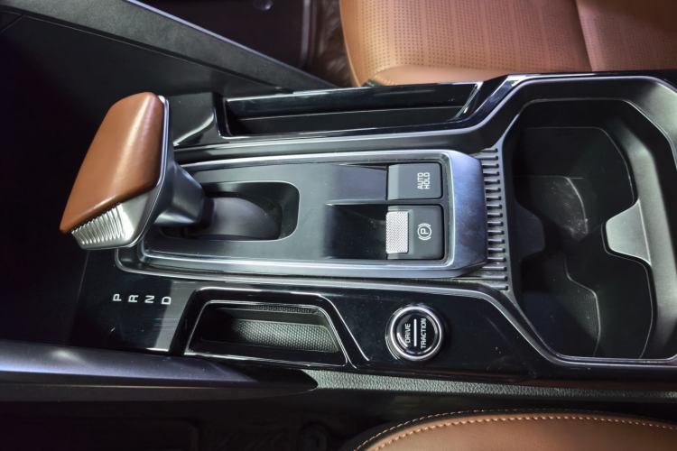 Used Kia Sportage R 2021 Ace 2.0L Splendid Edition Gear Lever