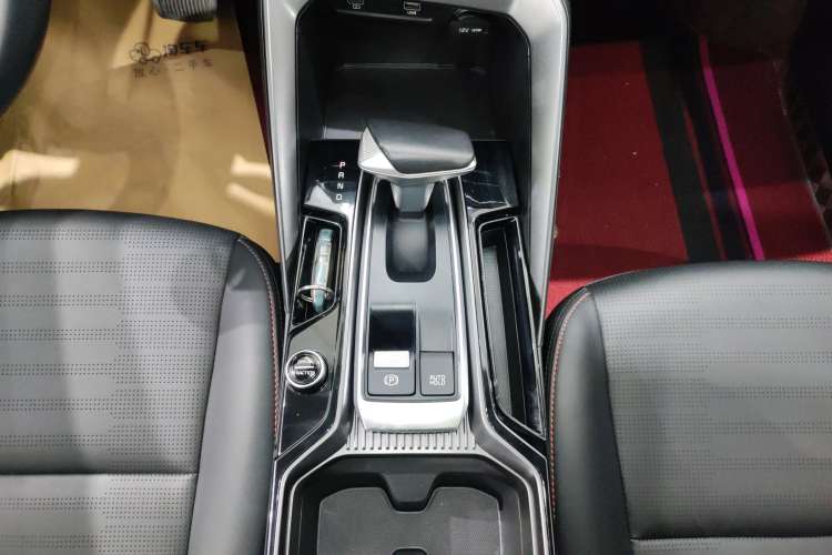 Used Kia Sportage R 2021 Ace 2.0L Challenge Edition Gear Lever