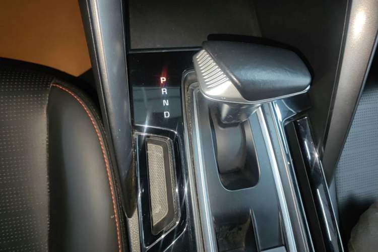 Used Kia Sportage R 2021 Ace 2.0L Challenge Edition Gear Lever