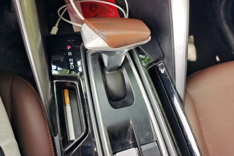Used Kia Sportage R 2021 Ace 2.0L Splendid Edition Gear Lever