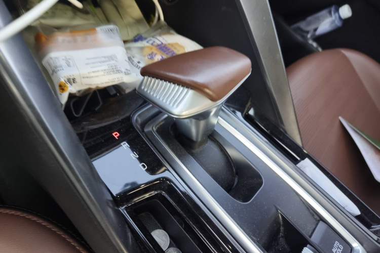 Used Kia Sportage R 2021 Ace 2.0L Splendid Edition Gear Lever