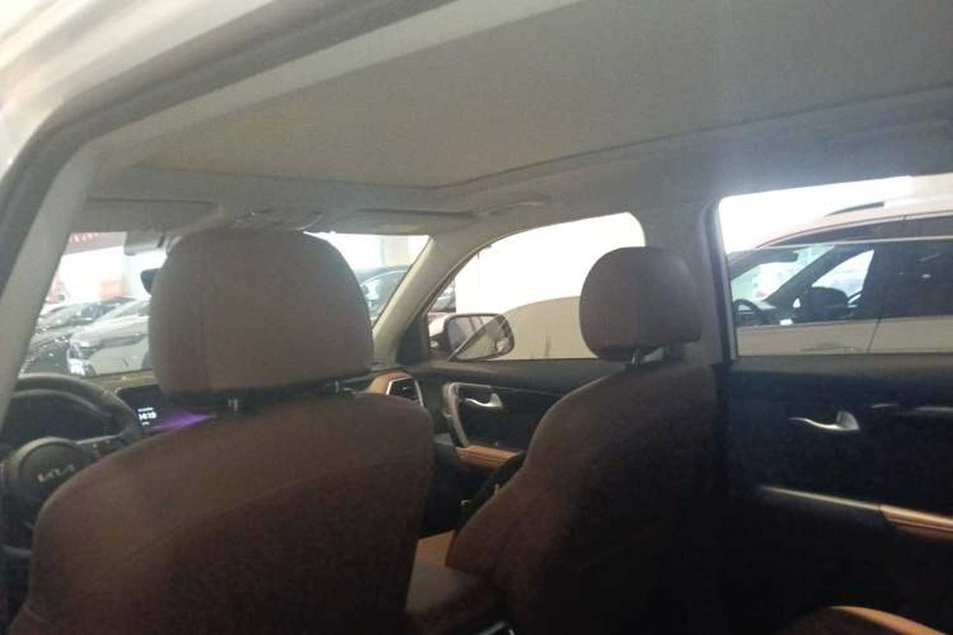 Used Kia Sportage R 2021 Ace 2.0L Splendid Edition Headliner