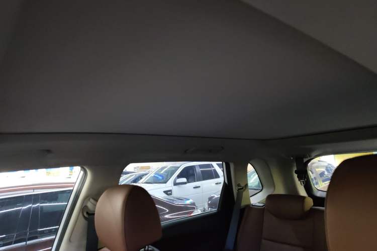 Used Kia Sportage R 2021 Ace 2.0L Splendid Edition Headliner