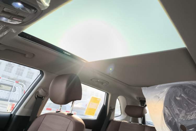 Used Kia Sportage R 2021 Ace 2.0L Splendid Edition Headliner