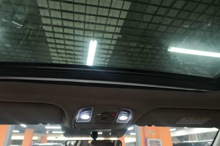 Used Kia Sportage R 2021 Ace 2.0L Splendid Edition Headliner