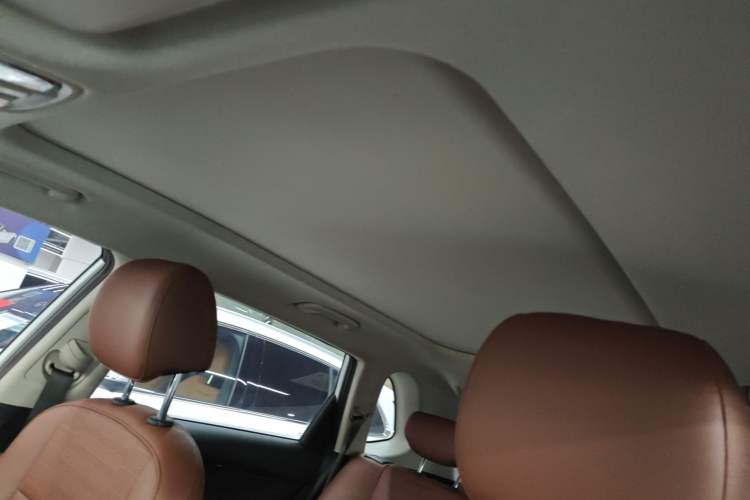 Used Kia Sportage R 2021 Ace 2.0L Splendid Edition Headliner